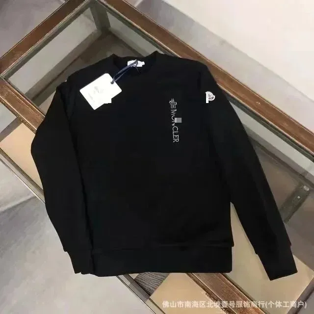 加绒左字母黑色