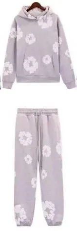 灰色 套装(白色花环)