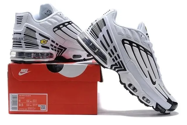 Nike Air Max Plus Triple White Black