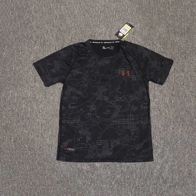 Under Armour t shirts