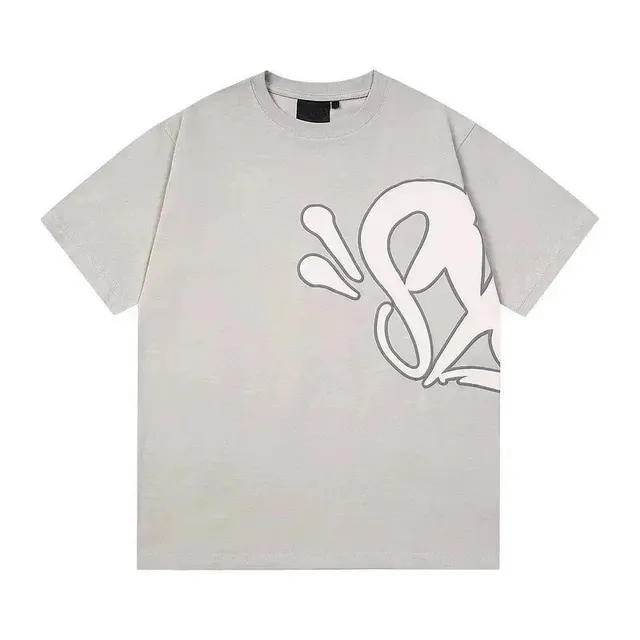 Syna World Graphic Tee Outline Logo
