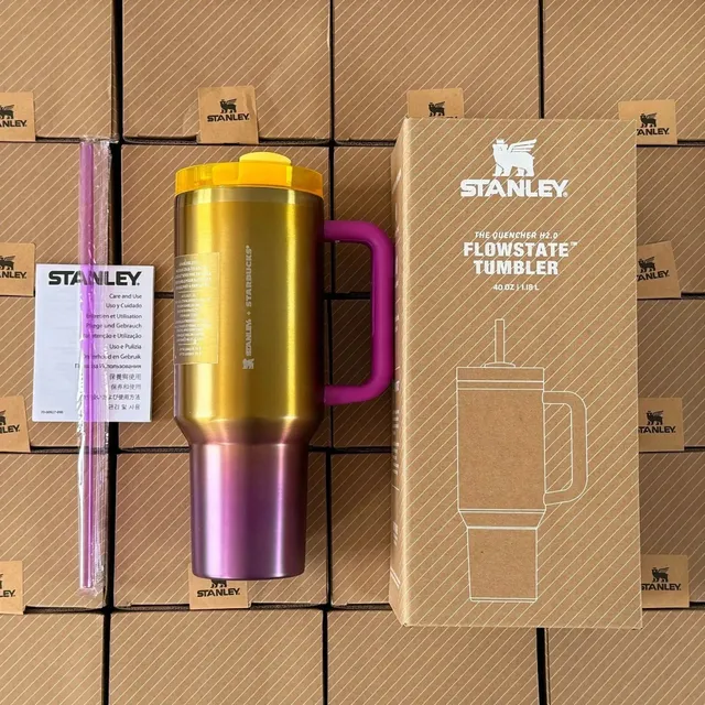 Stanley Quencher H2.0 FlowState Tumbler Starbucks Collaboration