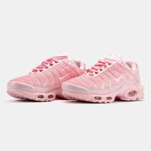 Nike Air Max Plus Triple Pink