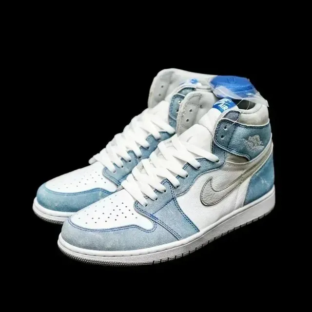 Air Jordan 1 High