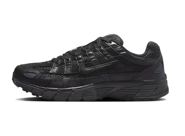 Nike Air Max Plus Triple Black