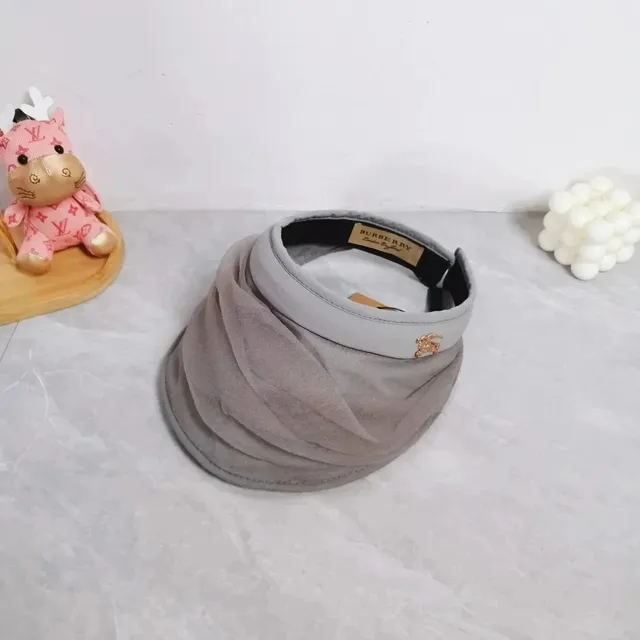 Burberry Visor Equestrian Knight Logo