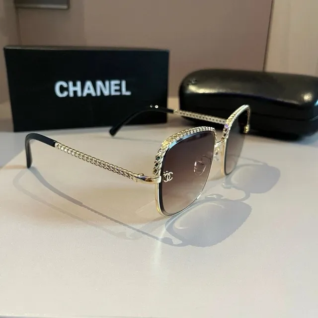 Chanel Sunglasses Chain-Trimmed Square Frame
