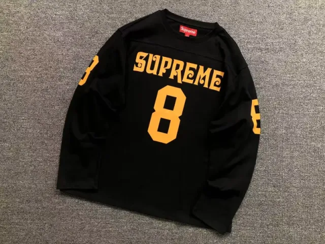 E 589 # Long sleeve football jersey black