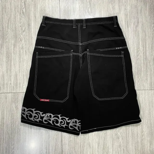D09 black