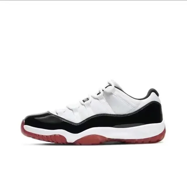 Air Jordan 11 Concord