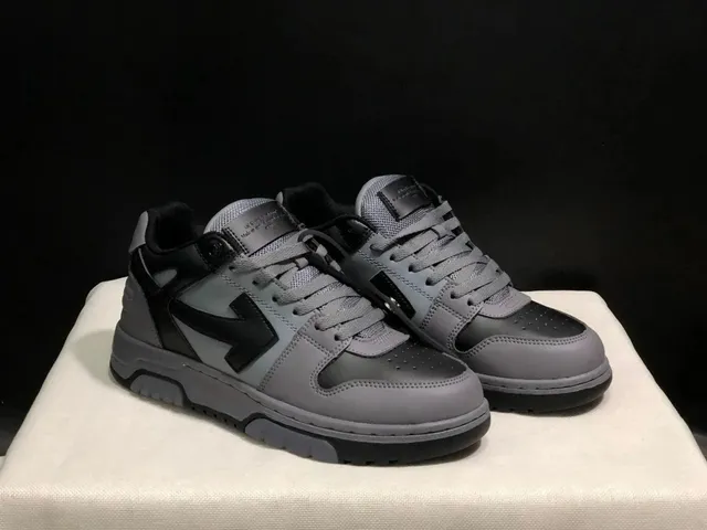 Off-White Low Grey Black