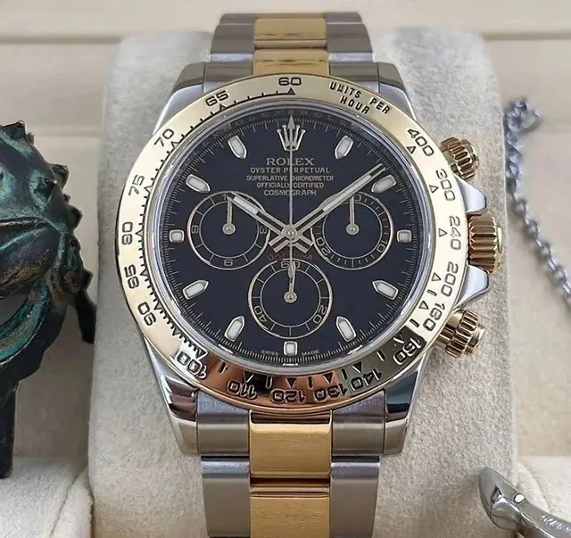 Rolex Oyster Perpetual Cosmograph Daytona Two-Tone Black Dial