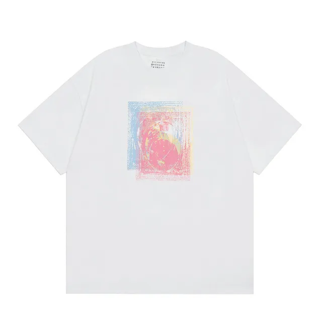 M805 white