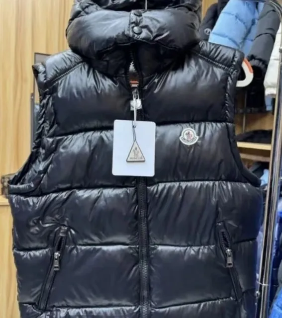 Moncler Puffer Vest Classic Logo