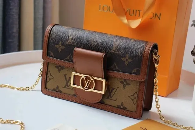 Louis Vuitton On The Go Mini