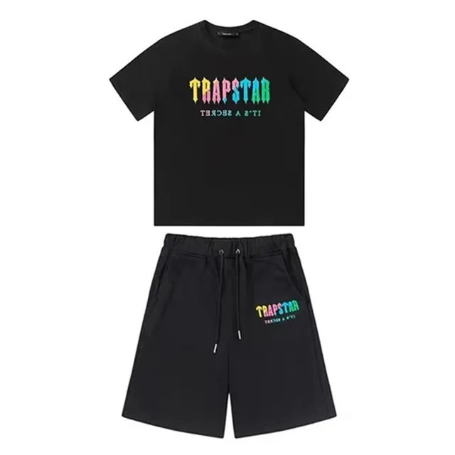 Trapstar T-Shirt and Shorts Set Rainbow Logo