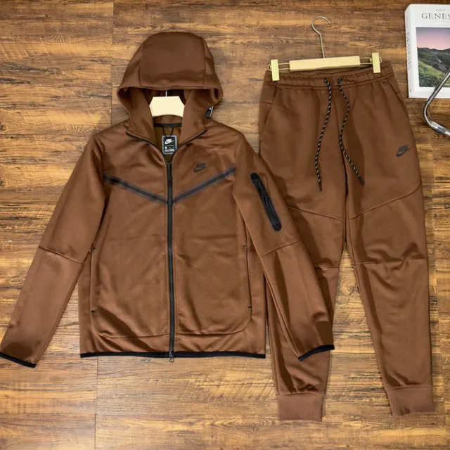 Nike Tech Fleece Hoodie and Joggers Monarch Brown