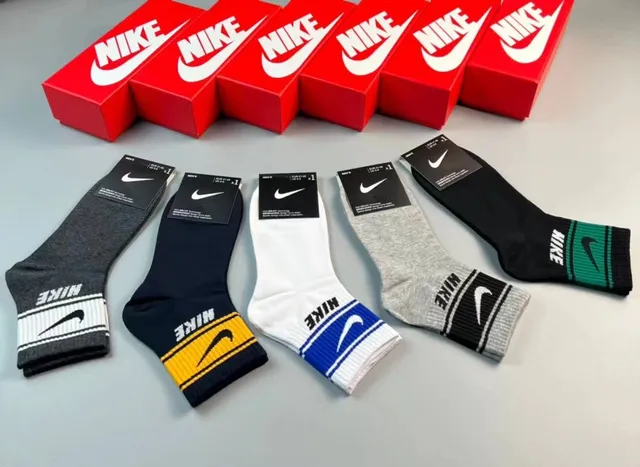 Nike Sport Socks Classic Logo Stripe