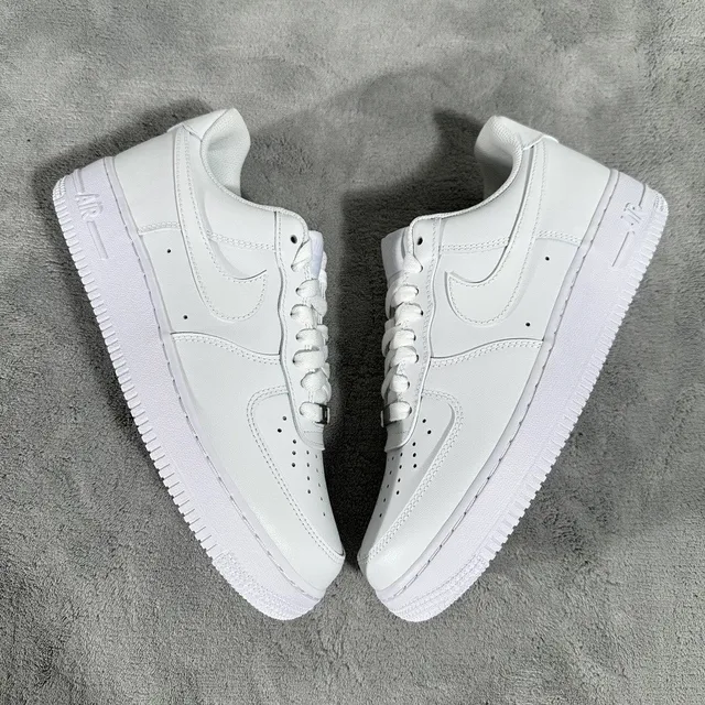 pk4.0 Air force 1 white