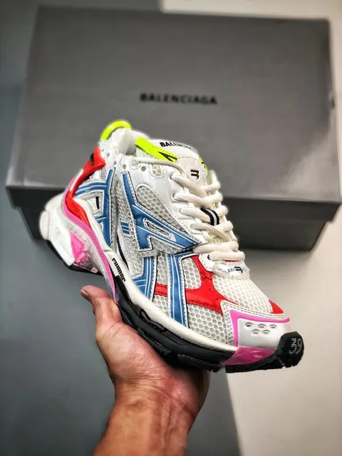 Runner  15