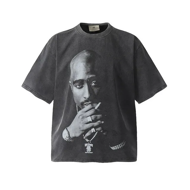 Graphic T-Shirt Tupac Portrait Print