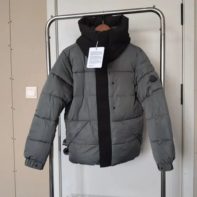 Moncler Puffer Jacket Two-Tone