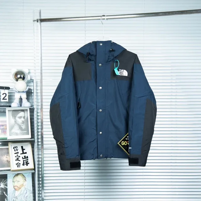 The North Face Mountain Light Jacket Navy/Black