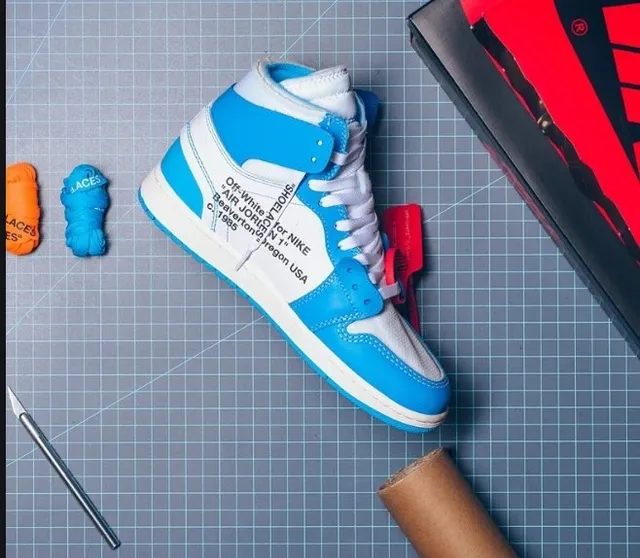 Air Jordan 1 High Off-White Chicago