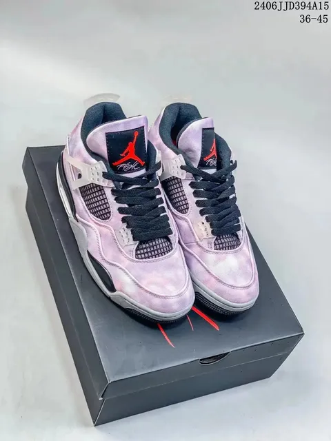 Air Jordan 4 Tie-Dye