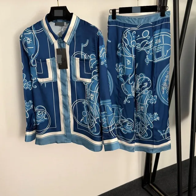 Hermès Silk Shirt and Trousers Set Printed Blue and White