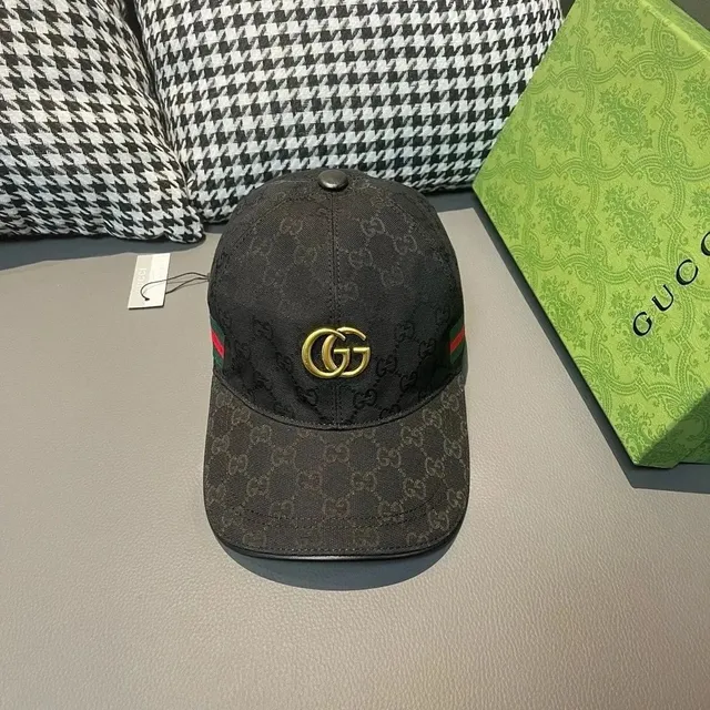 Gucci Baseball Cap GG Monogram