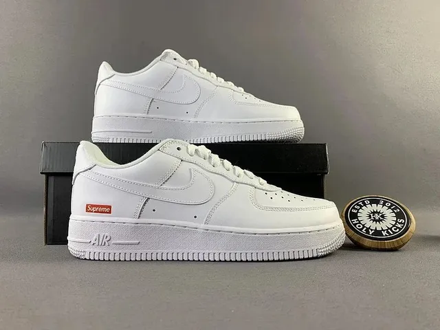 Nike Air Force 1 Low Supreme Box Logo