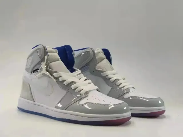 Air Jordan 1 High Cool Grey Patent