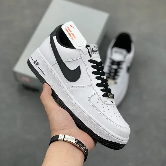 Nike Air Force 1 Low Triple Black