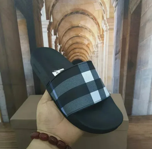 Burberry Check Slide