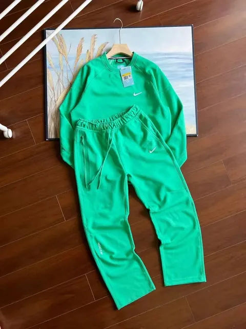 Nike Tech Fleece Set Emerald Green