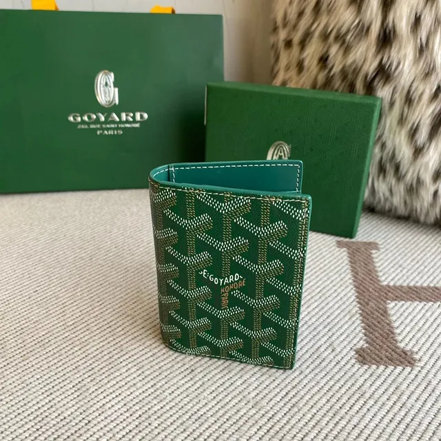 绿色
