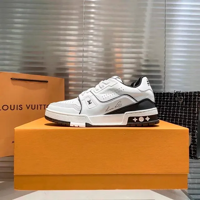 Louis Vuitton LV Trainer Signature White Black