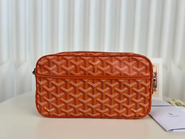 Goyard Saint Louis Pouch Goyardine Canvas