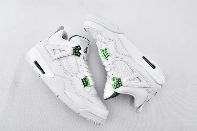 Air Jordan 4 Military Green
