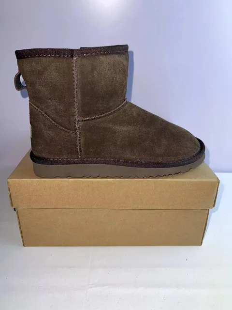 UGG Classic Mini Chocolate