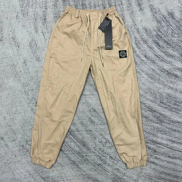 Stone Island Cargo Joggers Compass Patch