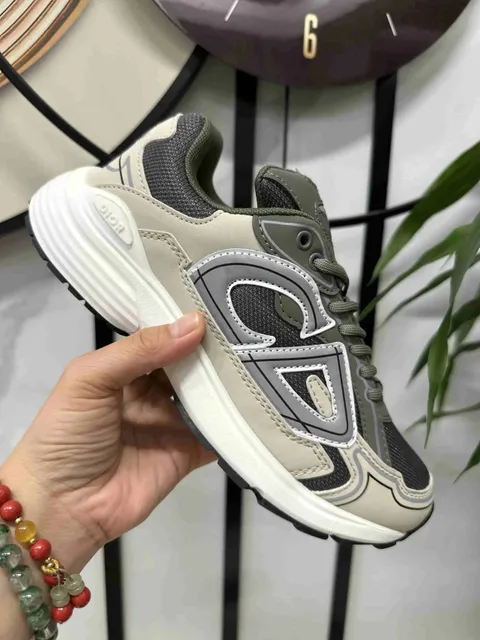 Dior B22 Sneaker