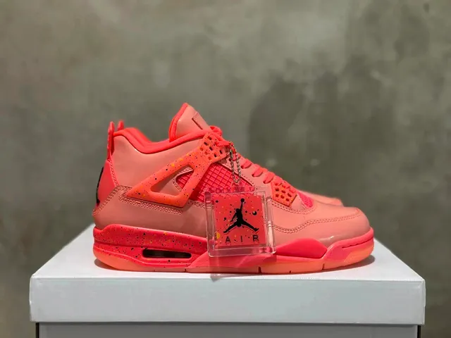 Air Jordan 4 Coral