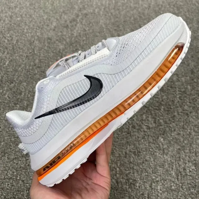 Nike Air Max White Orange