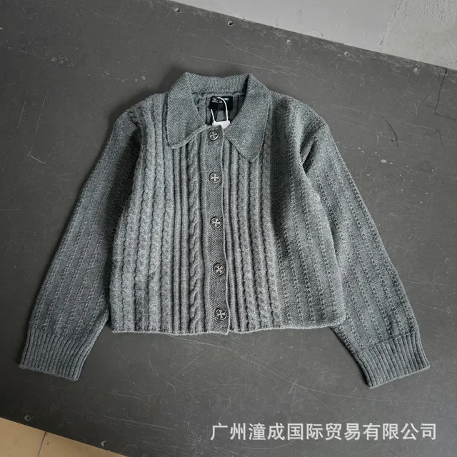 4043 gray