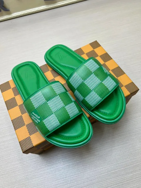 Louis Vuitton Damier Slide Sandal Green and White Checkered