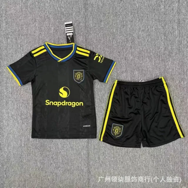 Adidas Away Kit Snapdragon Sponsor