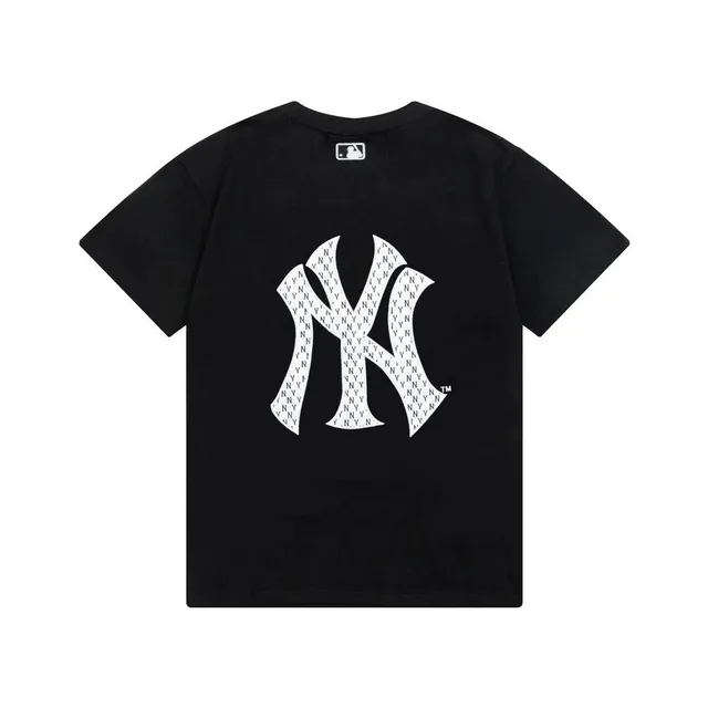 MLB NY Yankees Graphic Tee All-Over Logo Print