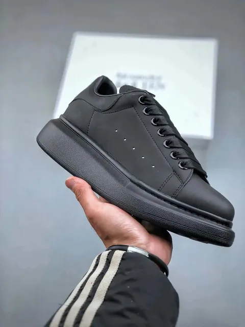 Alexander McQueen Oversized Sneaker Triple Black